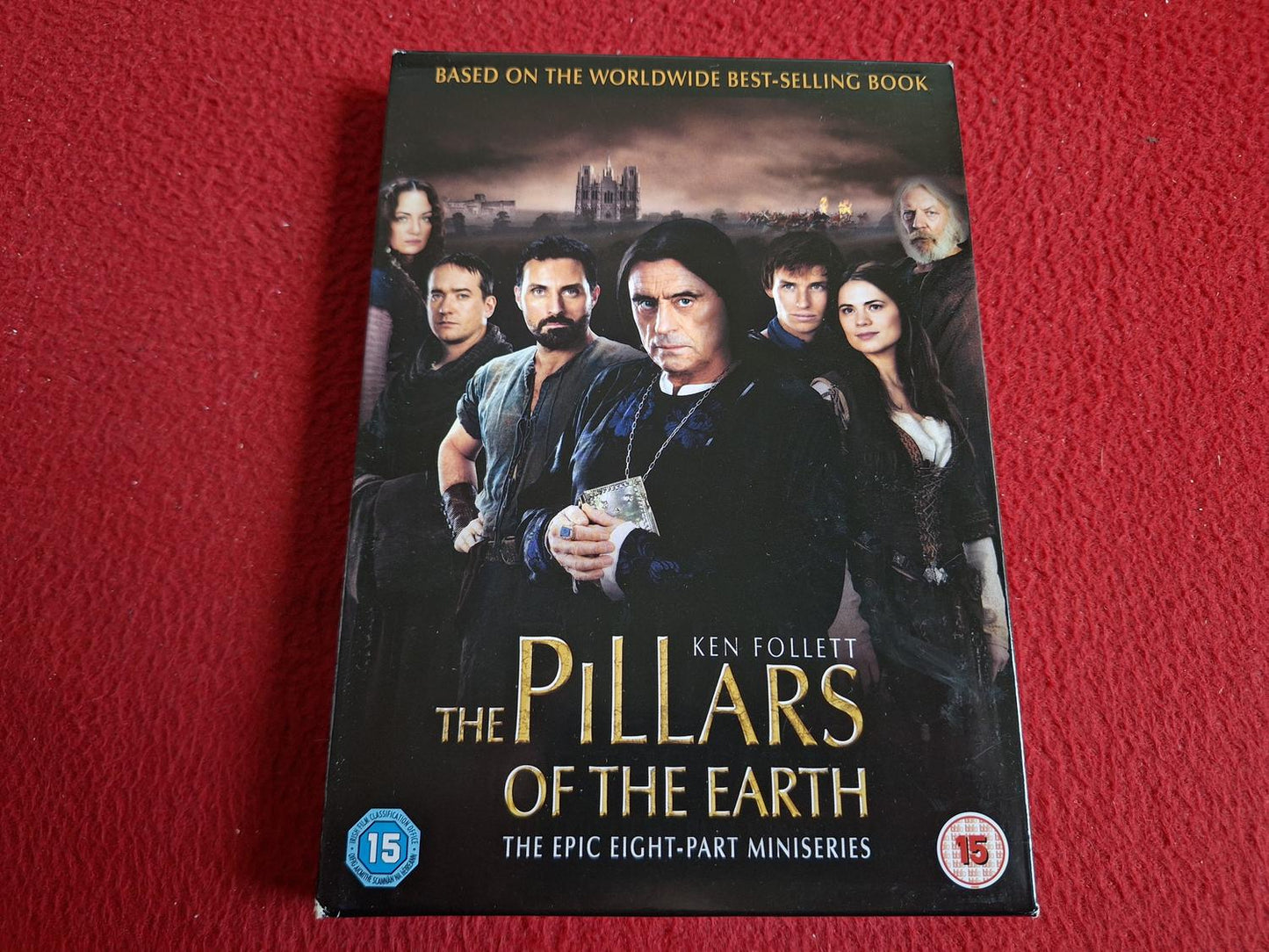 THE PILLARS OF THE EARTH BOX DVD