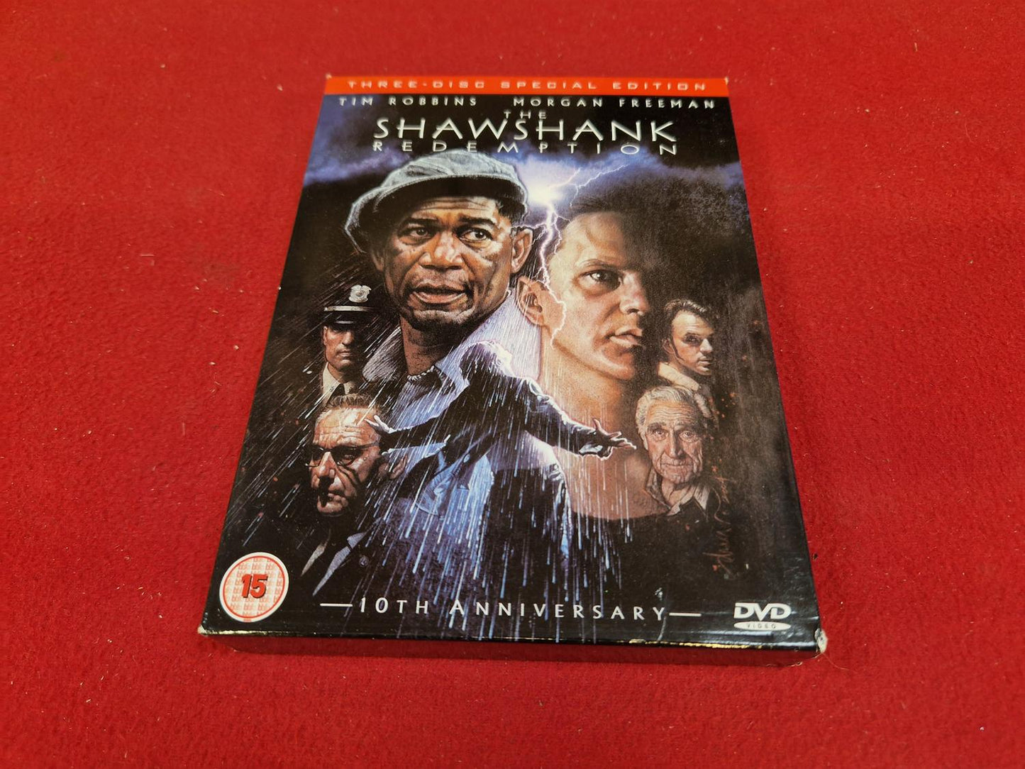 THE SHAWSHANK REDEMPTION BOX till DVD