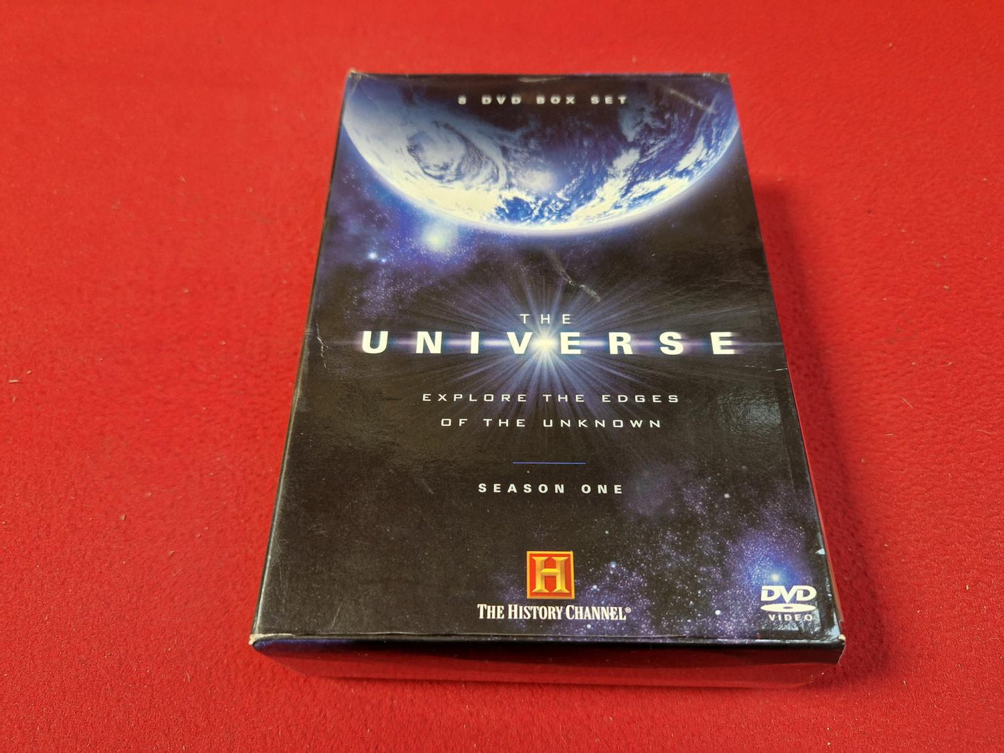 THE UNIVERSE SEASON 1 BOX till DVD