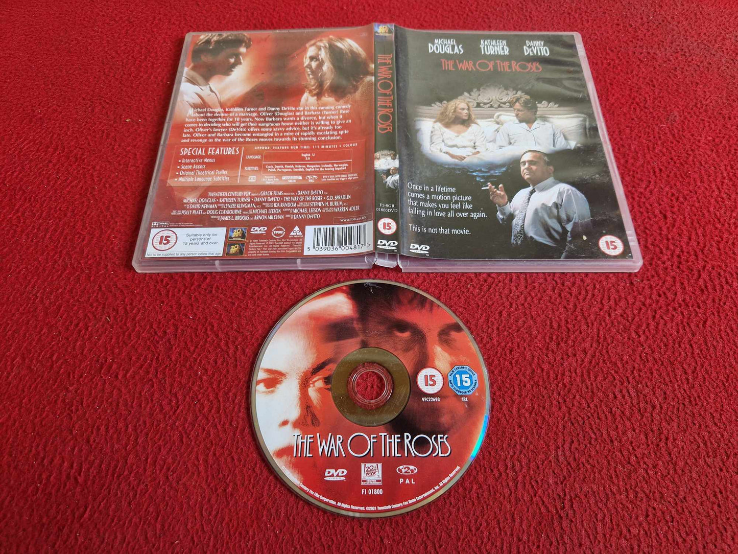 THE WAR OF THE ROSES DVD