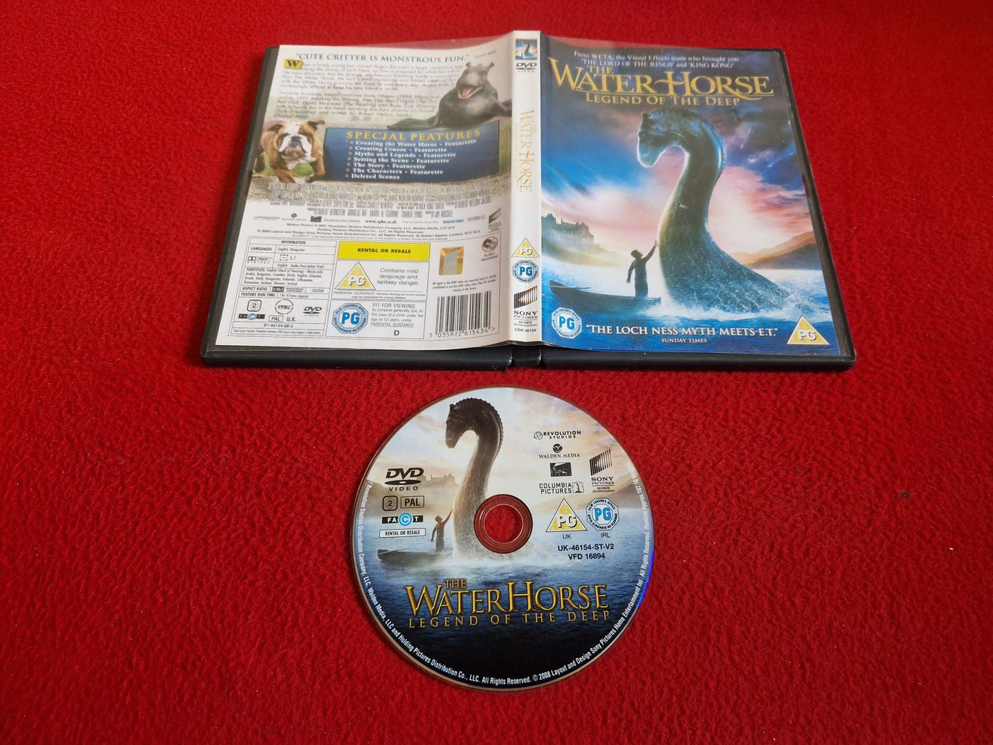 THE WATER HORSE - LEGEND ­OF THE DEEP DVD
