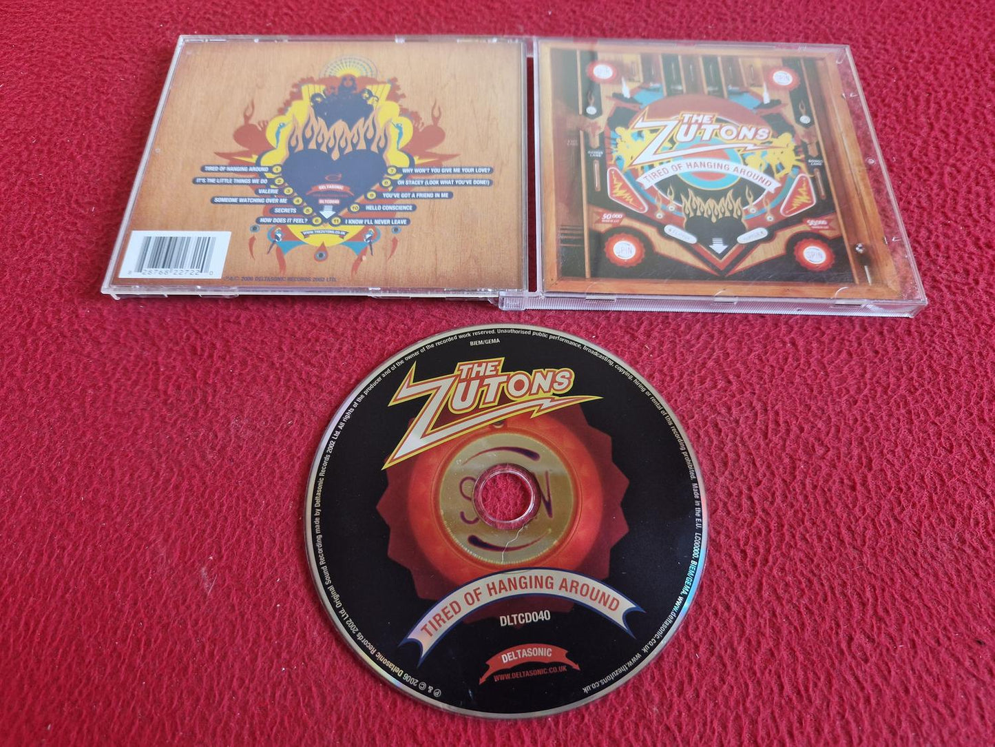 THE ZUTONS TIRED OF HANGING AROUND CD