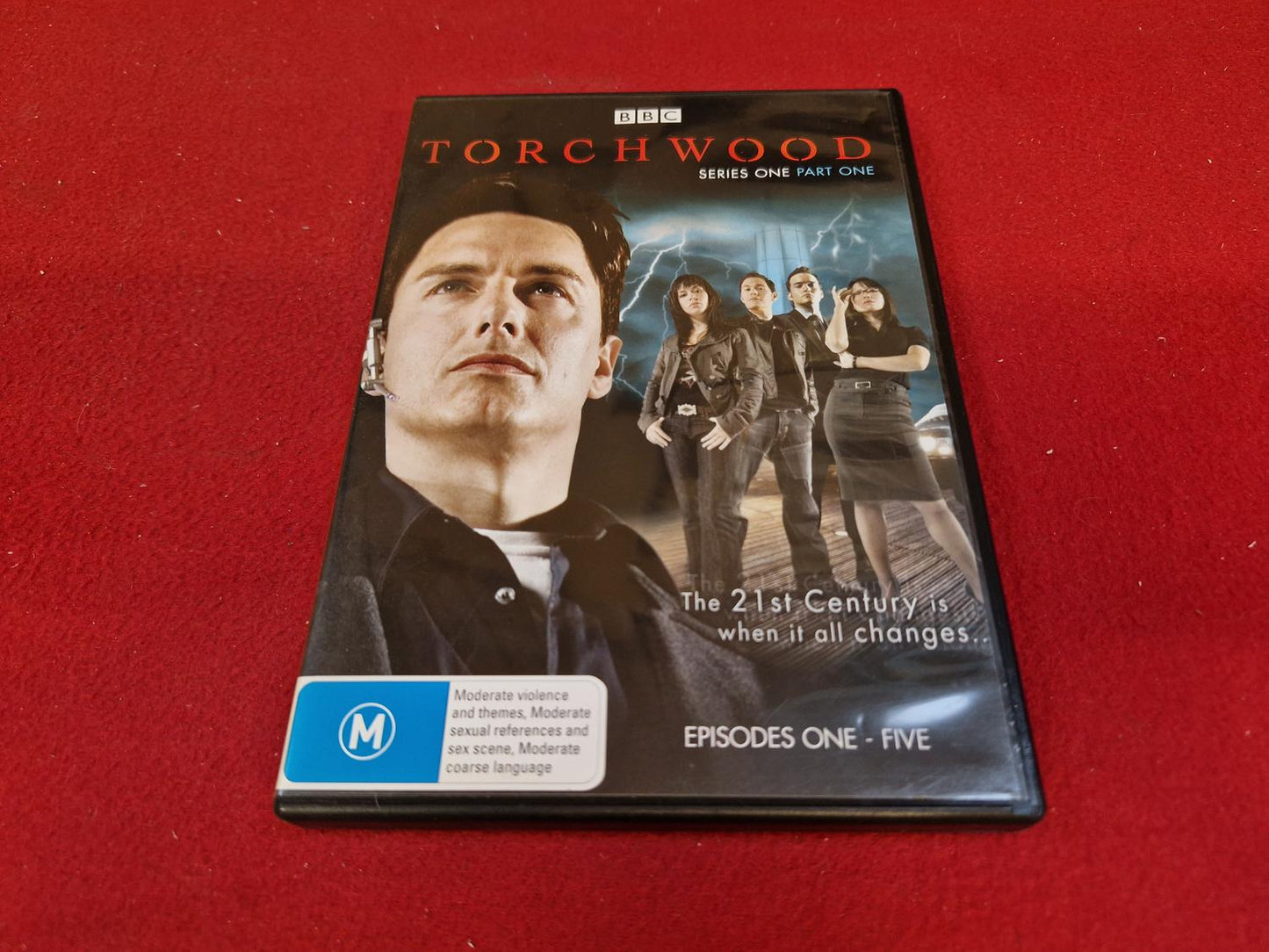 TORCHWOOD SERIES 1 PART 1 EPISODES 1 - 5 BOX till DVD