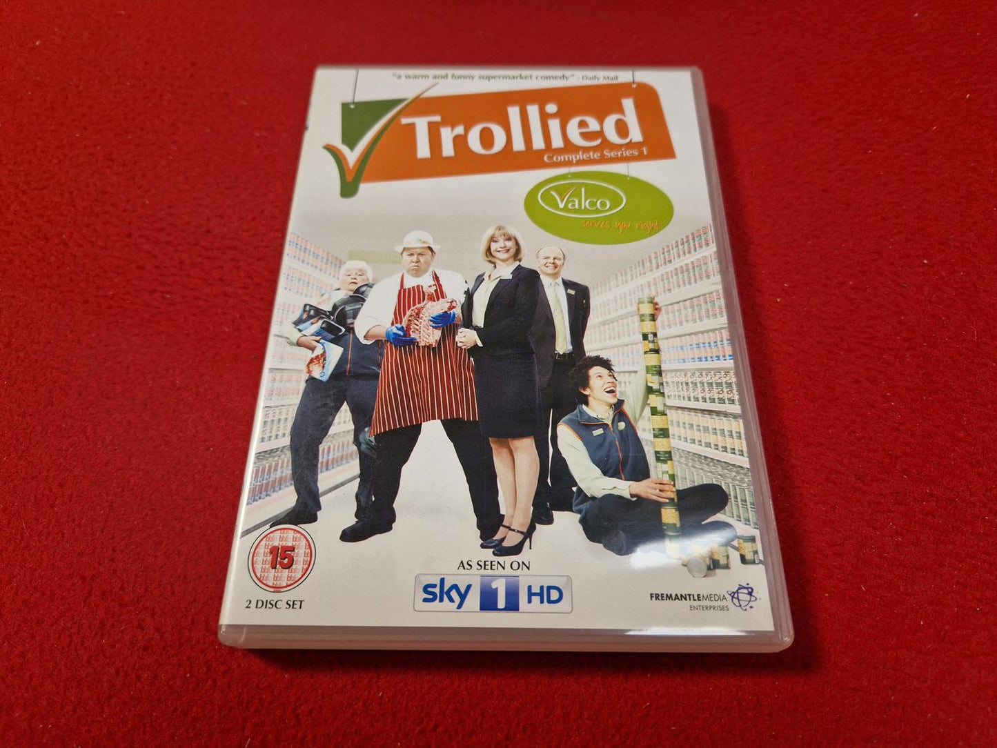 TROLLIED BOX till DVD