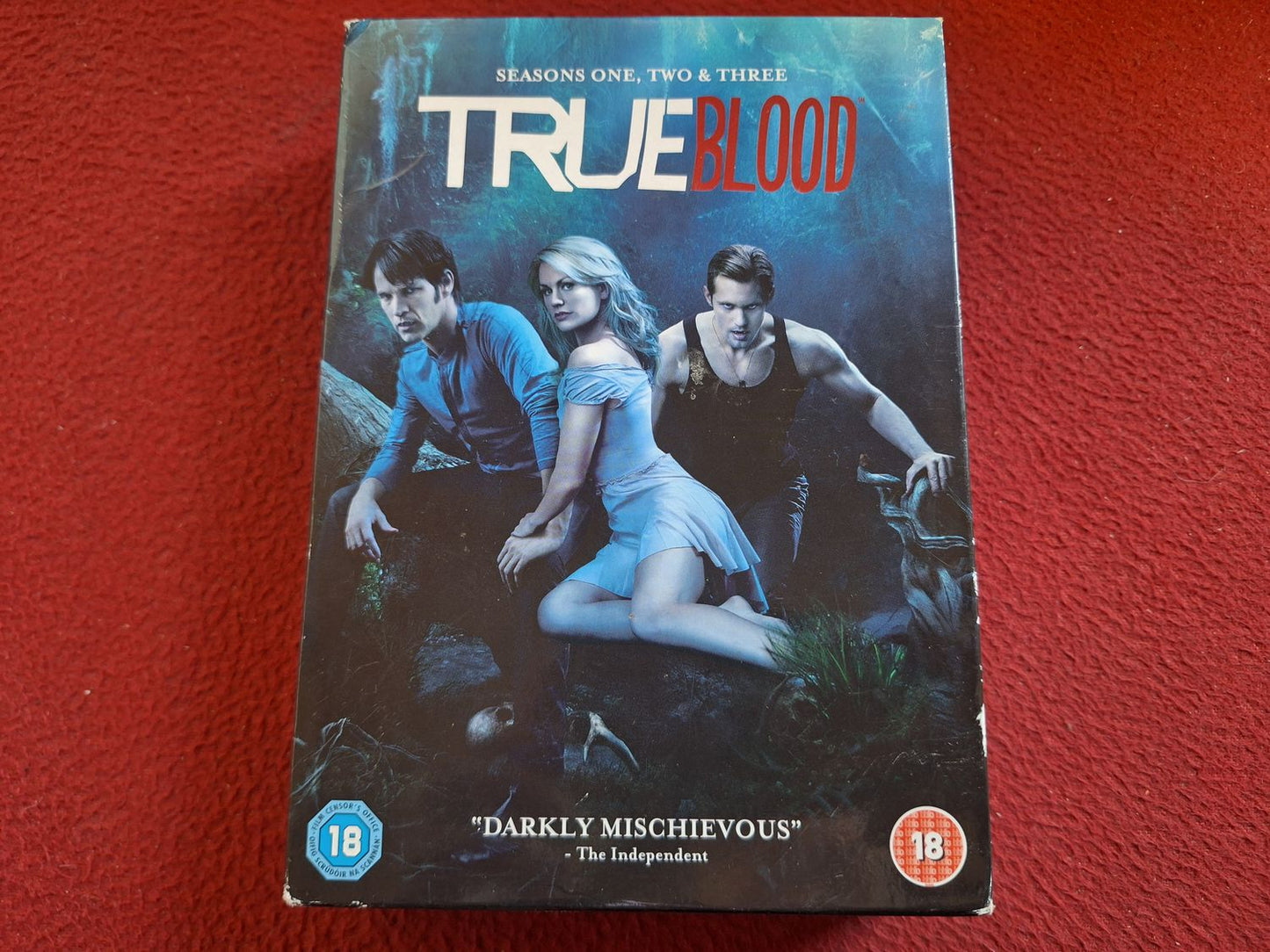 TRUE BLOOD SEASONS 1 - 3 BOX DVD