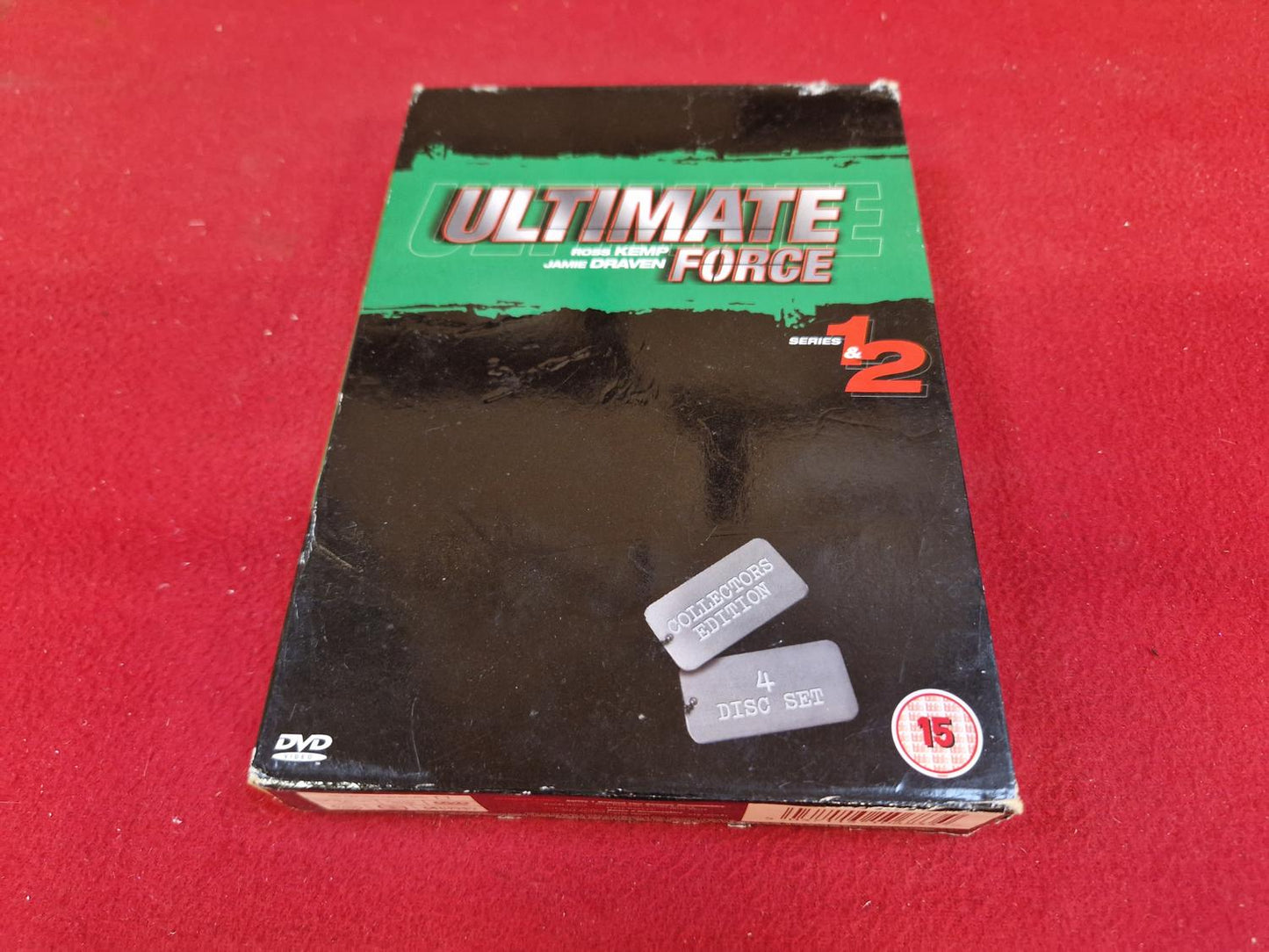 ULTIMATE FORCE SERIES 1 & 2 BOX till DVD