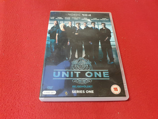 UNIT ONE SERIES 1 BOX till DVD