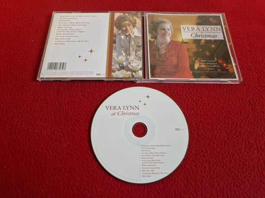 VERA LYNN AT CHRISTMAS CD