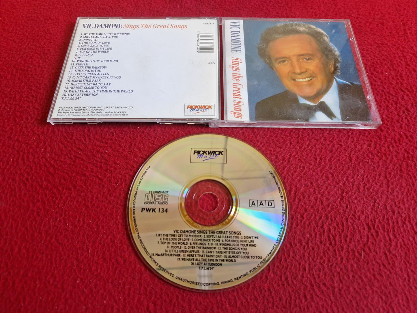 VIC DAMONE SINGS THE GREAT SONGS CD