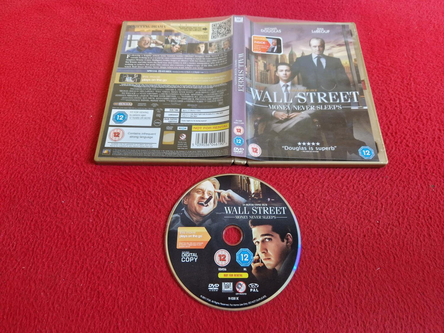 WALL STREET, MONEY NEVER SLEEPS DVD