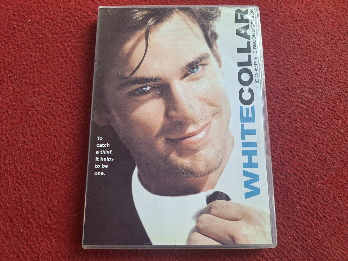 WHITE COLLAR SEASON 2 BOX DVD