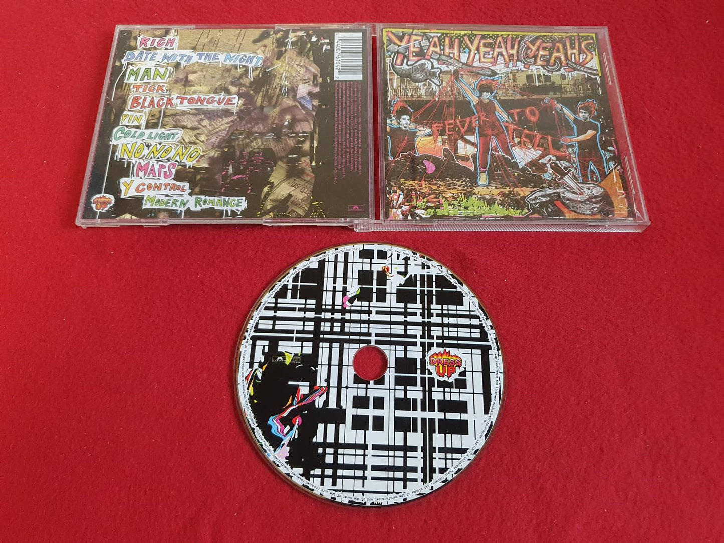 YEAH YEAH YEAHS FEVER TO TELL till CD